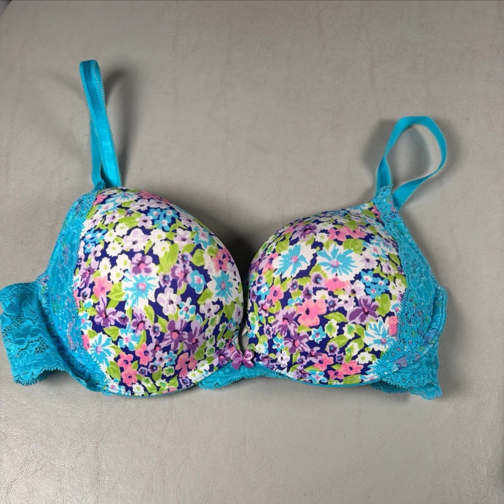 Victoria’s Secret Dream Angels push-up bra 36C turquoise floral lace